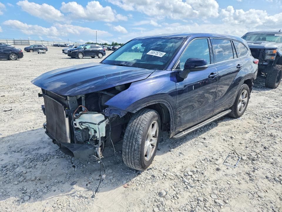 2022 TOYOTA HIGHLANDER LE - 1