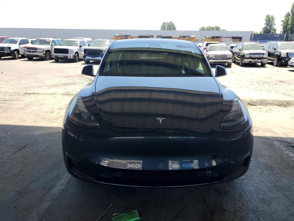 2024 TESLA MODEL Y 5