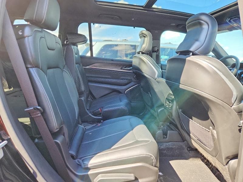 2025 JEEP GRAND CHEROKEE L OVERLAND L OVERLAND 10