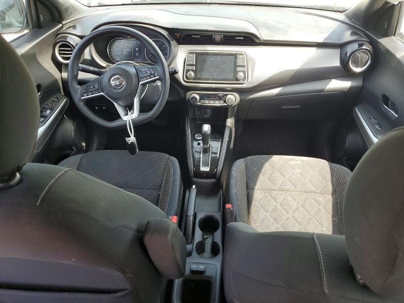2019 NISSAN KICKS SV SV 8