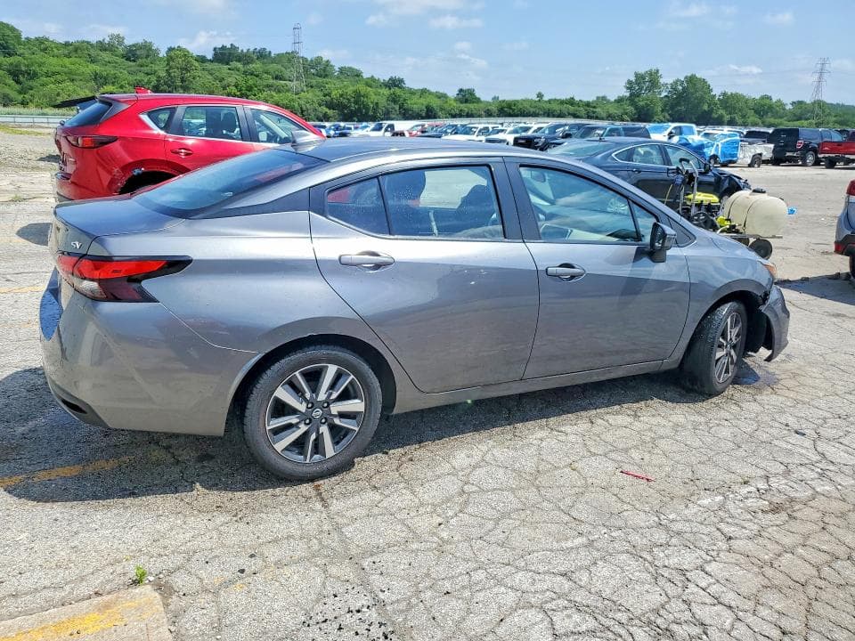 2021 NISSAN VERSA SV 3