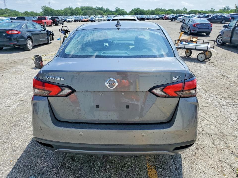 2021 NISSAN VERSA SV 6