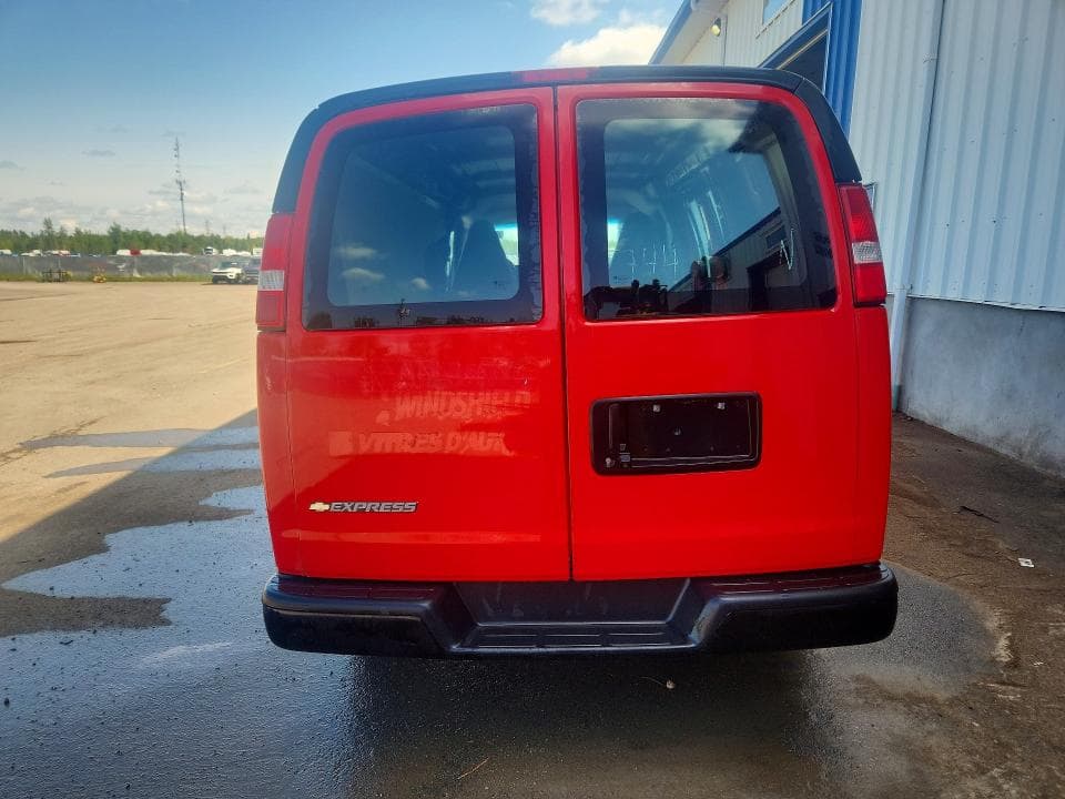 2023 CHEVROLET EXPRESS G2500 6