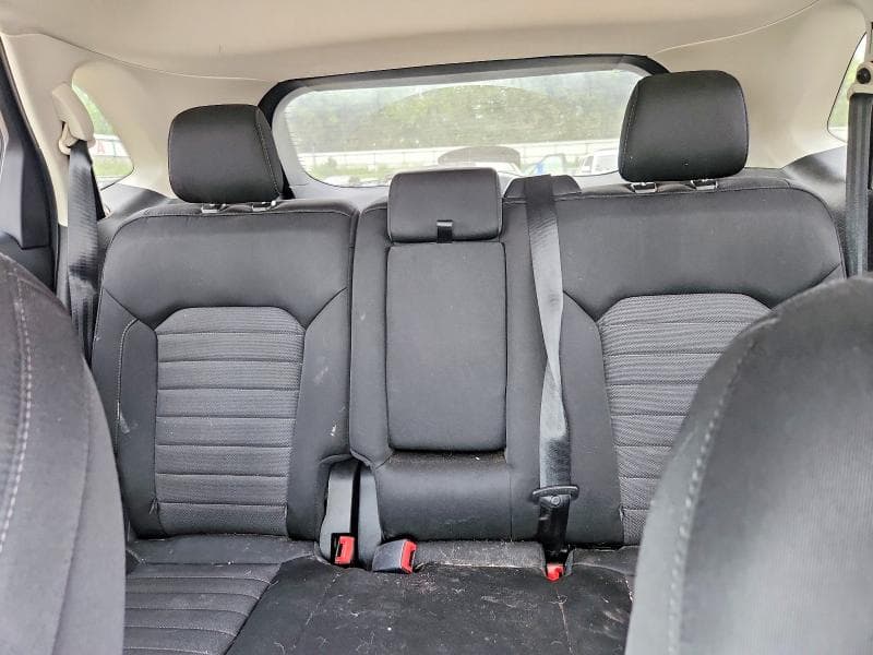 2017 FORD EDGE SE 10
