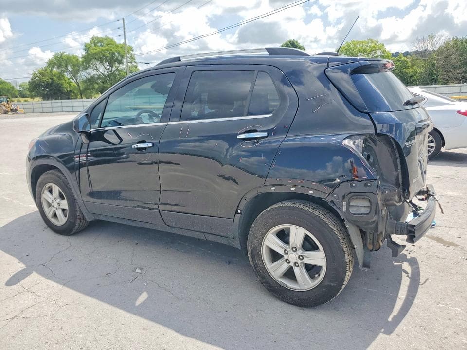 2020 CHEVROLET TRAX 1LT 2