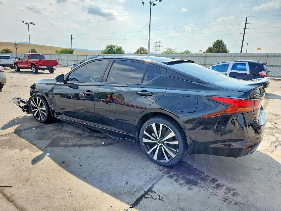2022 NISSAN ALTIMA SR SR 2