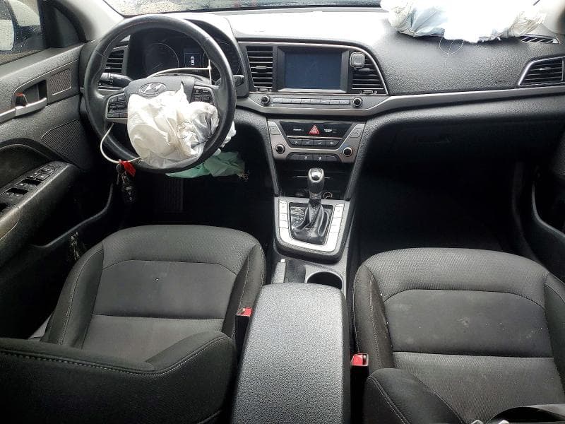 2018 HYUNDAI ELANTRA SEL 8