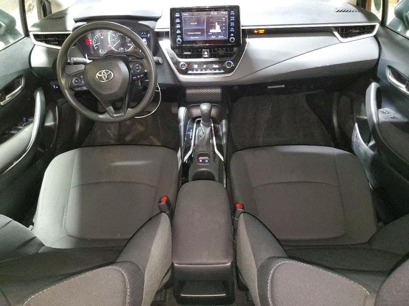 2020 TOYOTA COROLLA LE 8