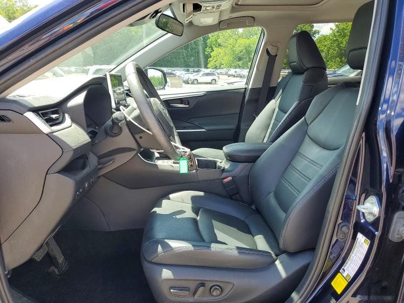 2024 TOYOTA RAV4 XLE PREMIUM 7