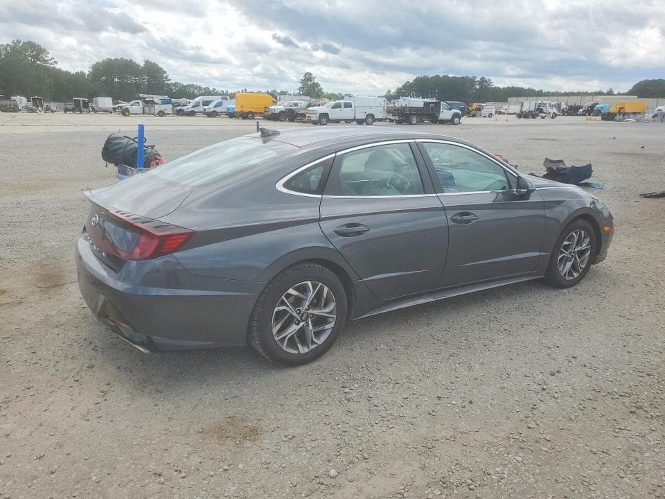 2022 HYUNDAI SONATA SEL 3