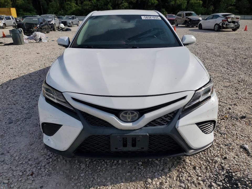 2018 TOYOTA CAMRY SE SE 5