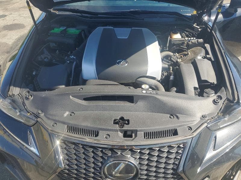 2018 LEXUS IS 300 300 11