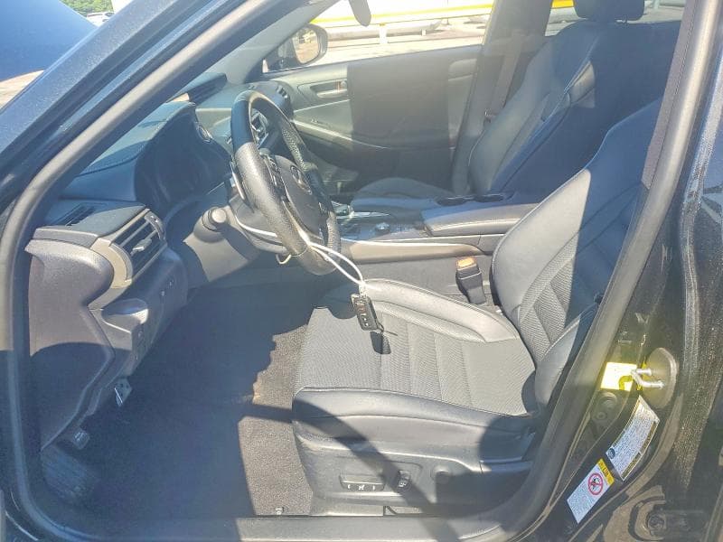 2018 LEXUS IS 300 300 7