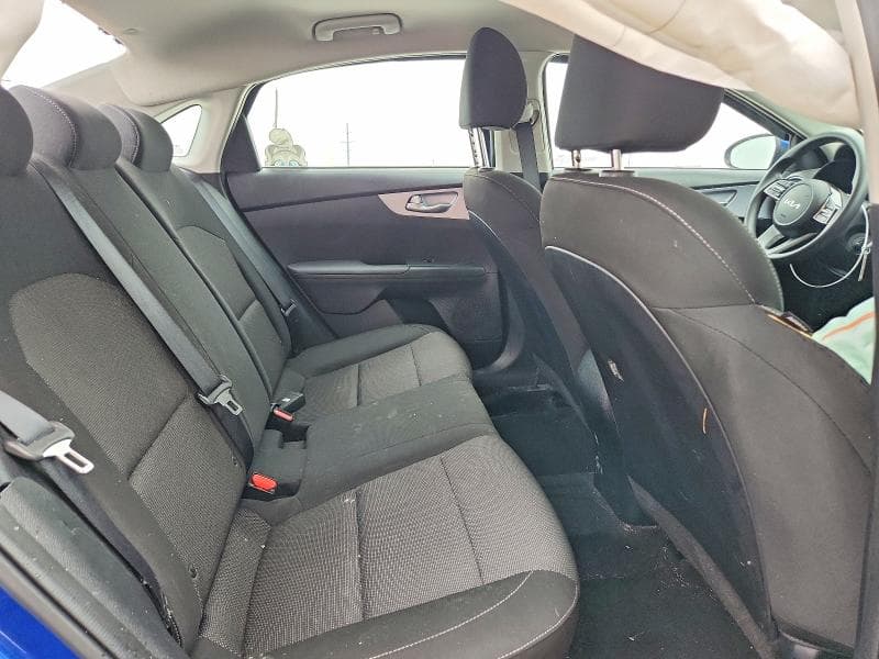 2024 KIA FORTE LXS 10