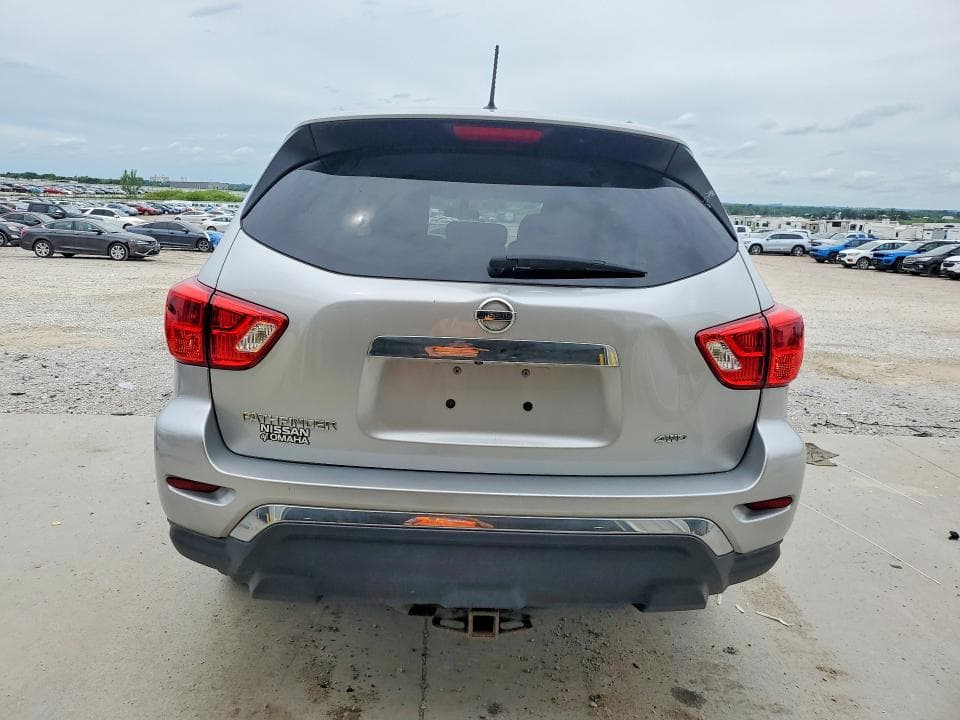 2017 NISSAN PATHFINDER S 6