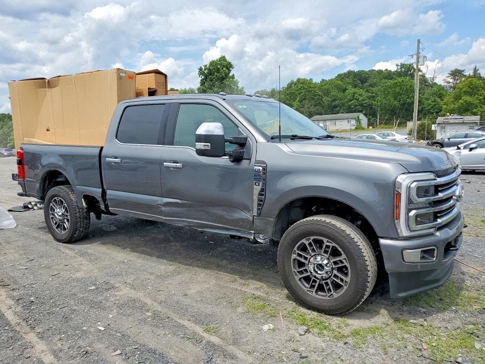 2025 FORD FORD 5