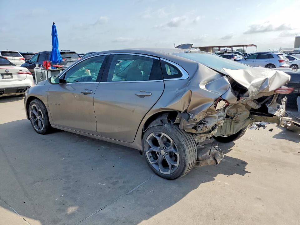 2022 CHEVROLET MALIBU LT 2