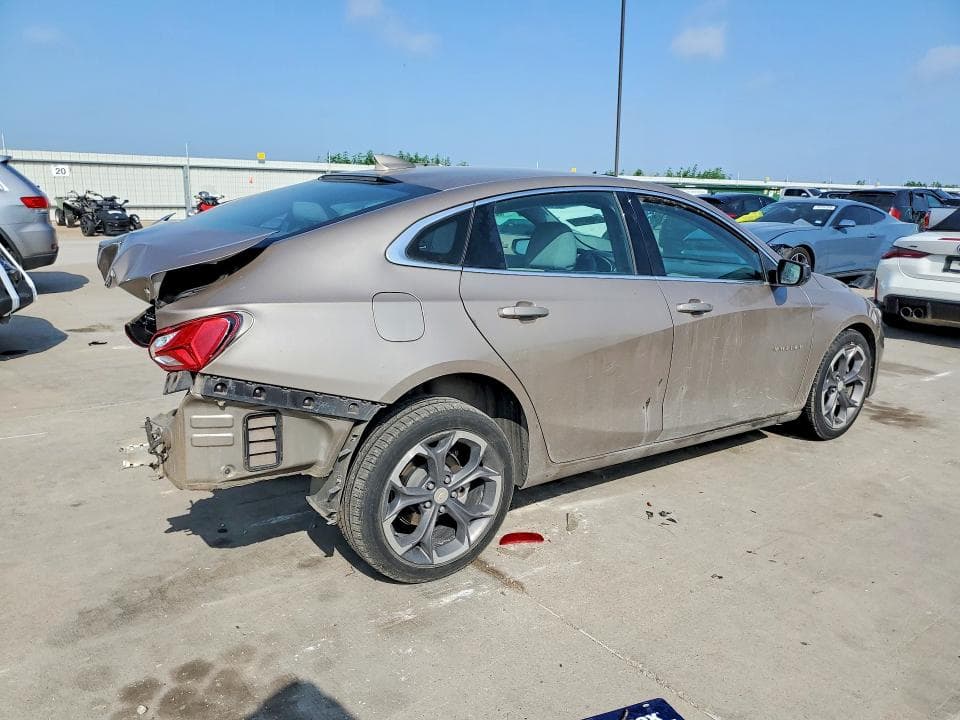 2022 CHEVROLET MALIBU LT 3