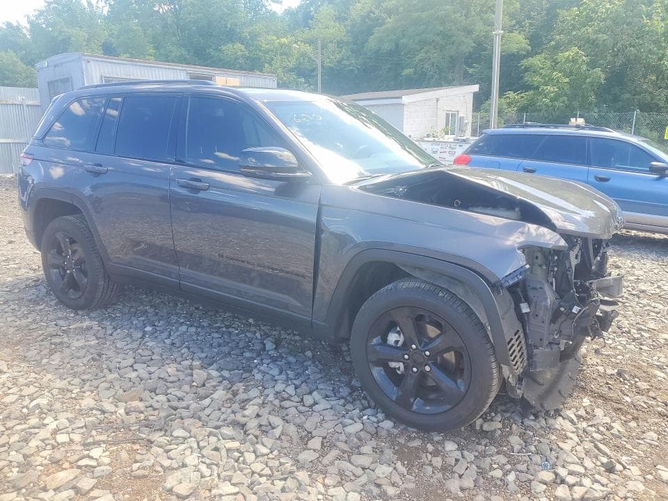 2024 JEEP GRAND CHEROKEE LIMITED 4