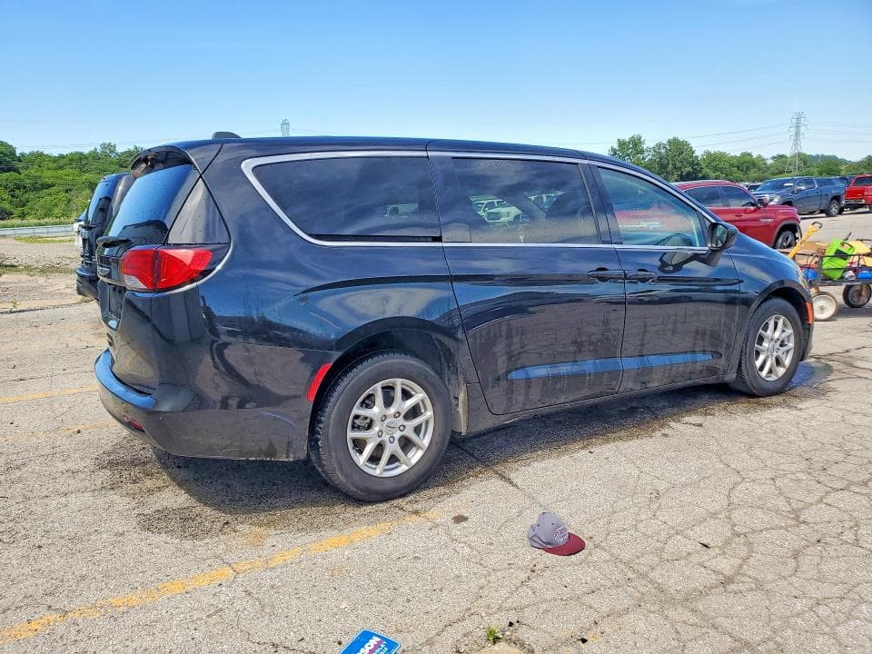 2023 CHRYSLER VOYAGER LX LX 3