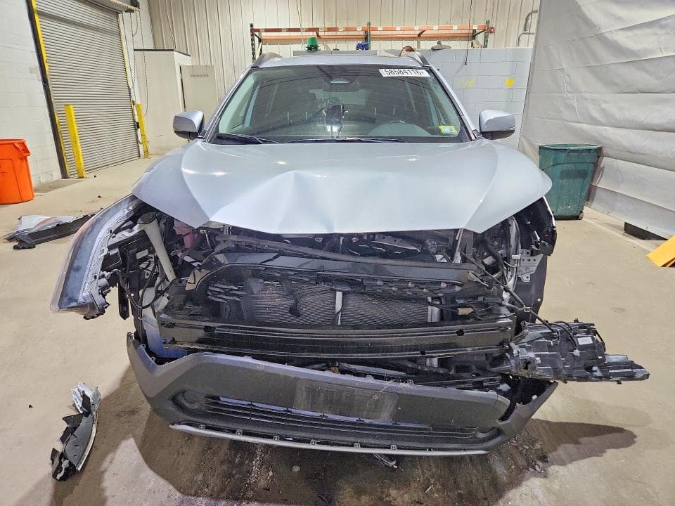 2023 TOYOTA COROLLA CROSS LE 5