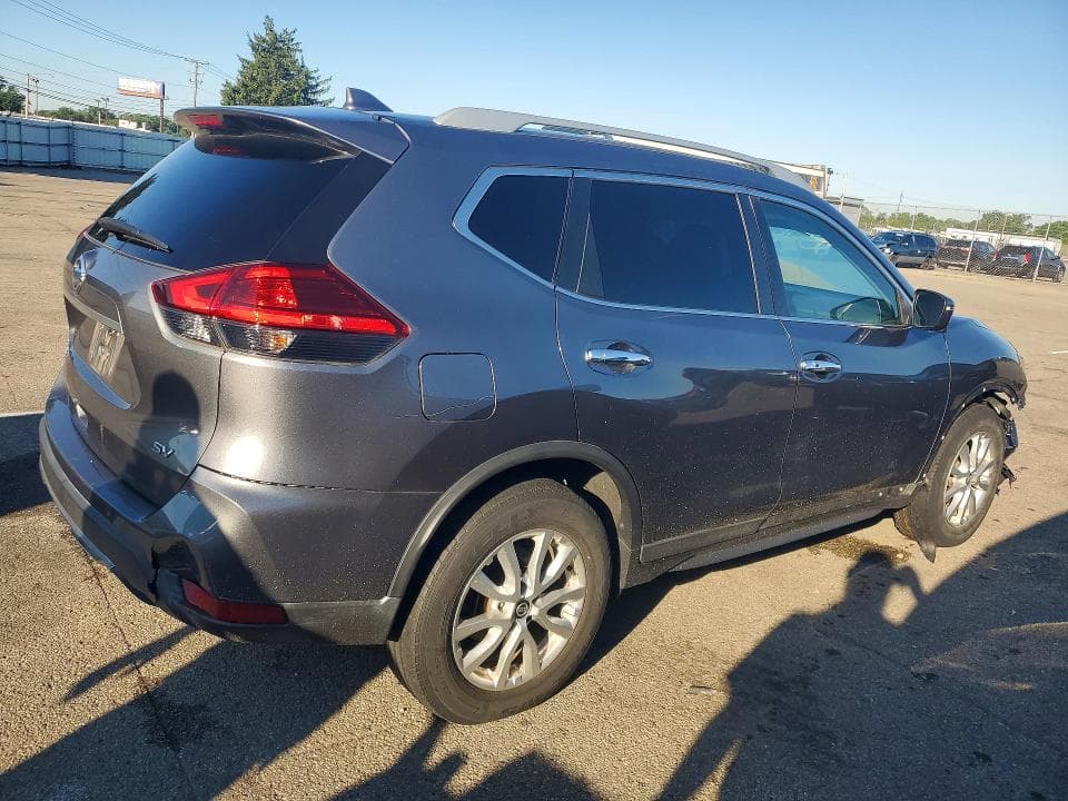 2017 NISSAN ROGUE SV 3
