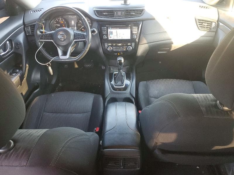 2017 NISSAN ROGUE SV 8
