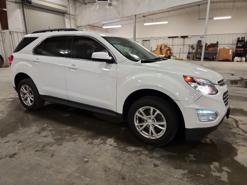 2017 CHEVROLET EQUINOX LT 4
