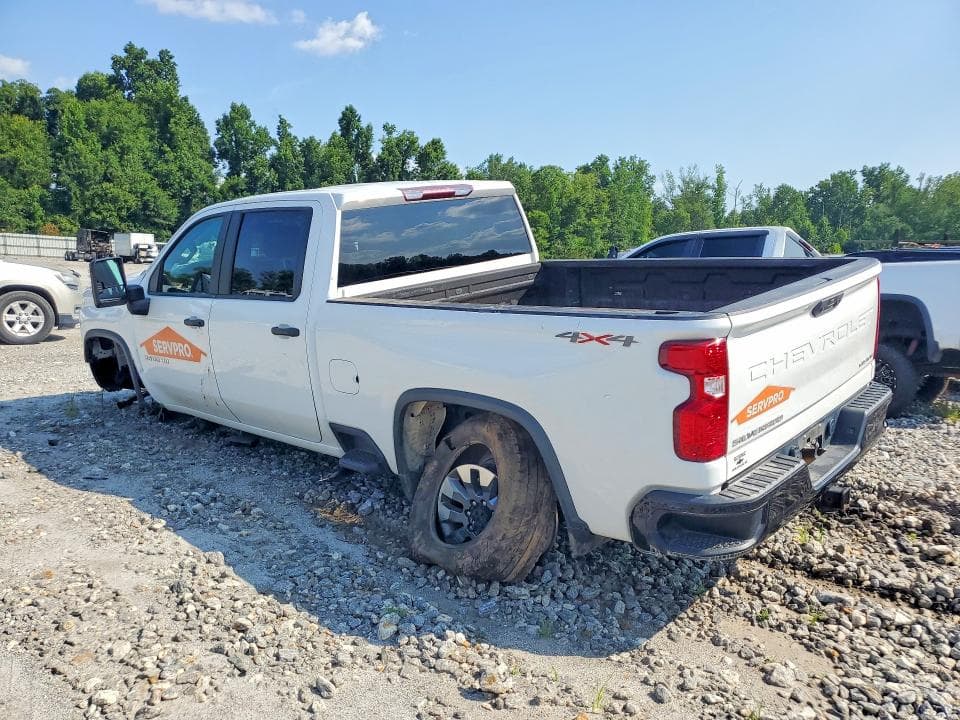 2023 CHEVROLET SILVERADO K2500 CUSTOM 2