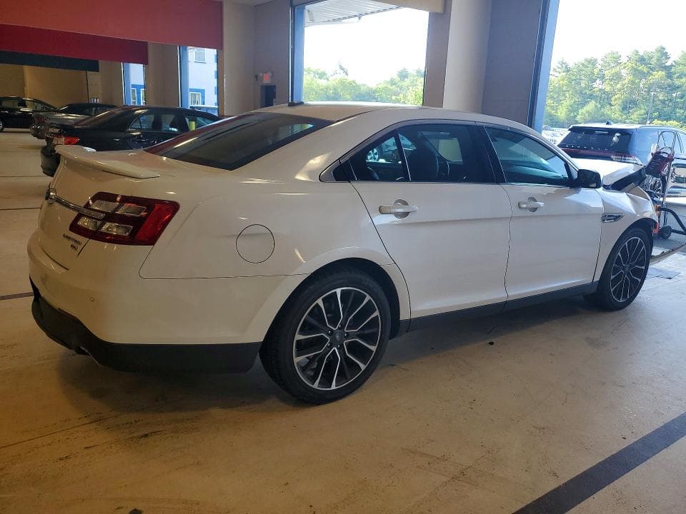 2019 FORD TAURUS LIMITED 3