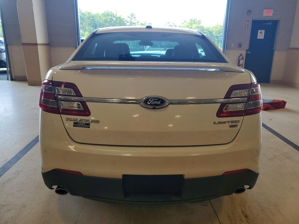 2019 FORD TAURUS LIMITED 6