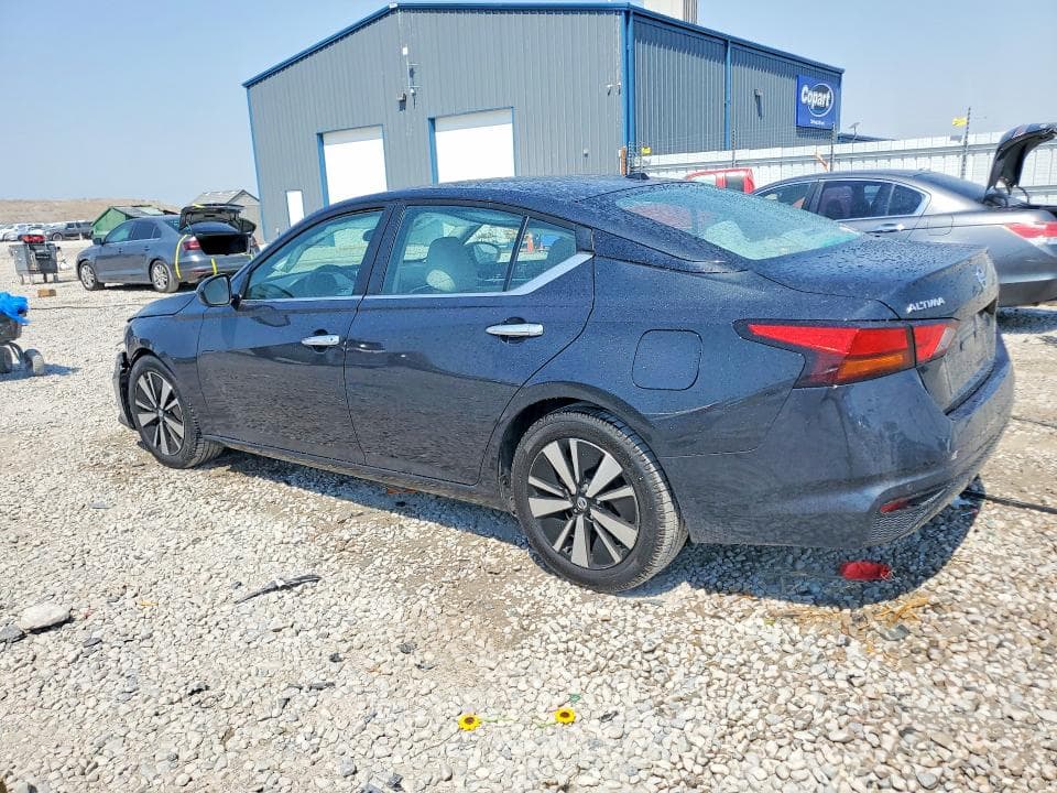 2021 NISSAN ALTIMA SV SV 2