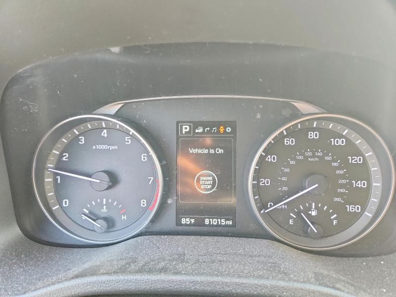 2017 HYUNDAI ELANTRA LIMITED 9