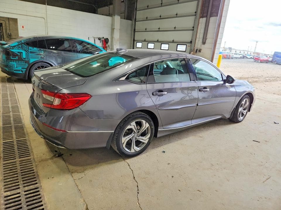 2018 HONDA ACCORD EXL 3
