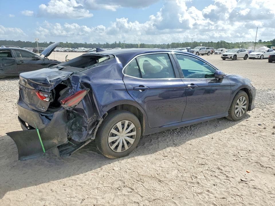 2022 TOYOTA CAMRY LE LE 3