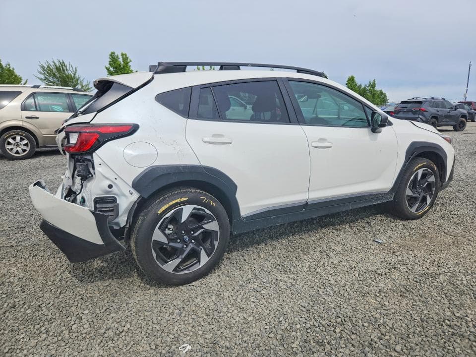 2025 SUBARU CROSSTREK LIMITED 3