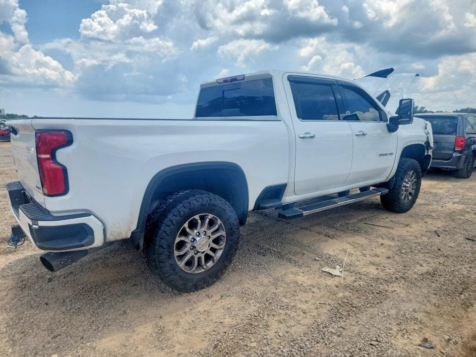 2025 CHEVROLET SILVERADO K2500 HEAVY DUTY LTZ 3