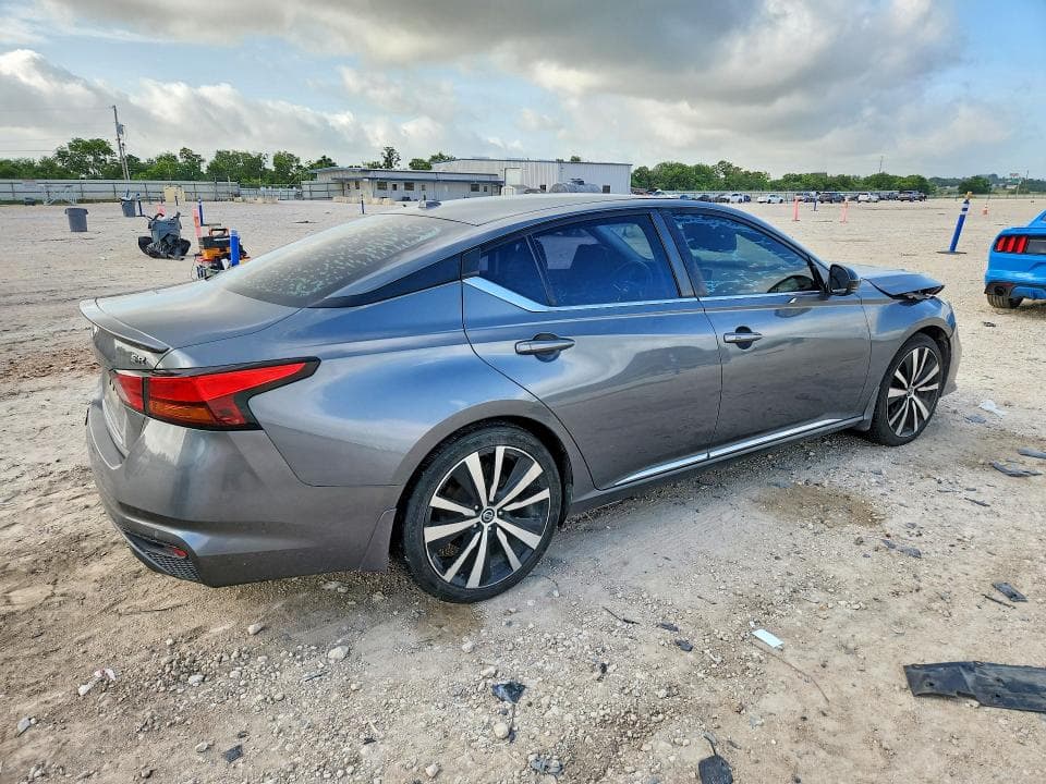 2020 NISSAN ALTIMA SR SR 3