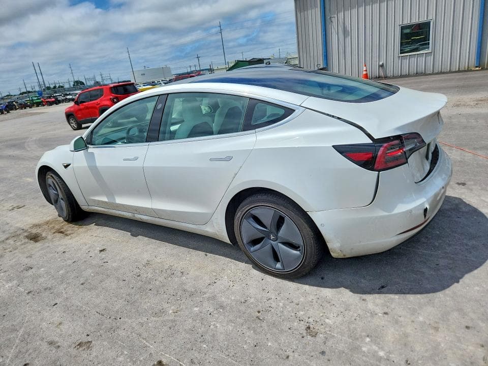 2019 TESLA MODEL 3 2