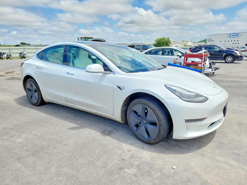 2019 TESLA MODEL 3 4