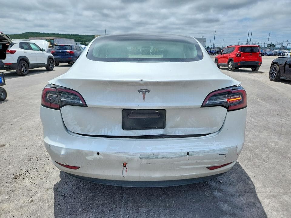2019 TESLA MODEL 3 6
