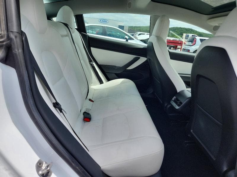 2019 TESLA MODEL 3 10