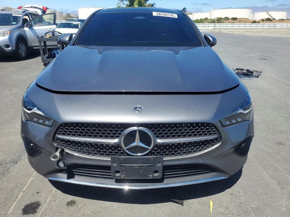 2024 MERCEDES-BENZ CLA 250 5