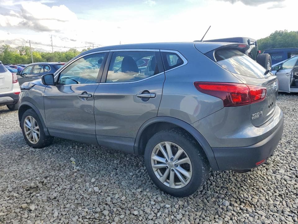 2018 NISSAN ROGUE SPORT S 2