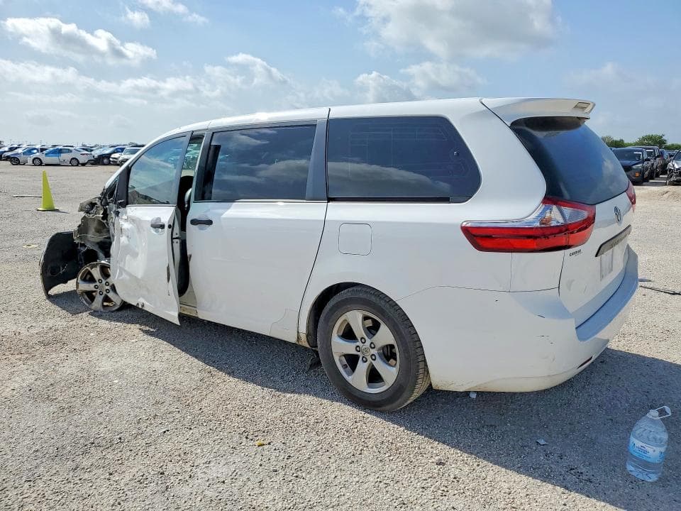 2017 TOYOTA SIENNA L 7-PASSENGER 2