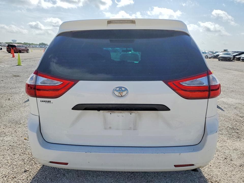 2017 TOYOTA SIENNA L 7-PASSENGER 6