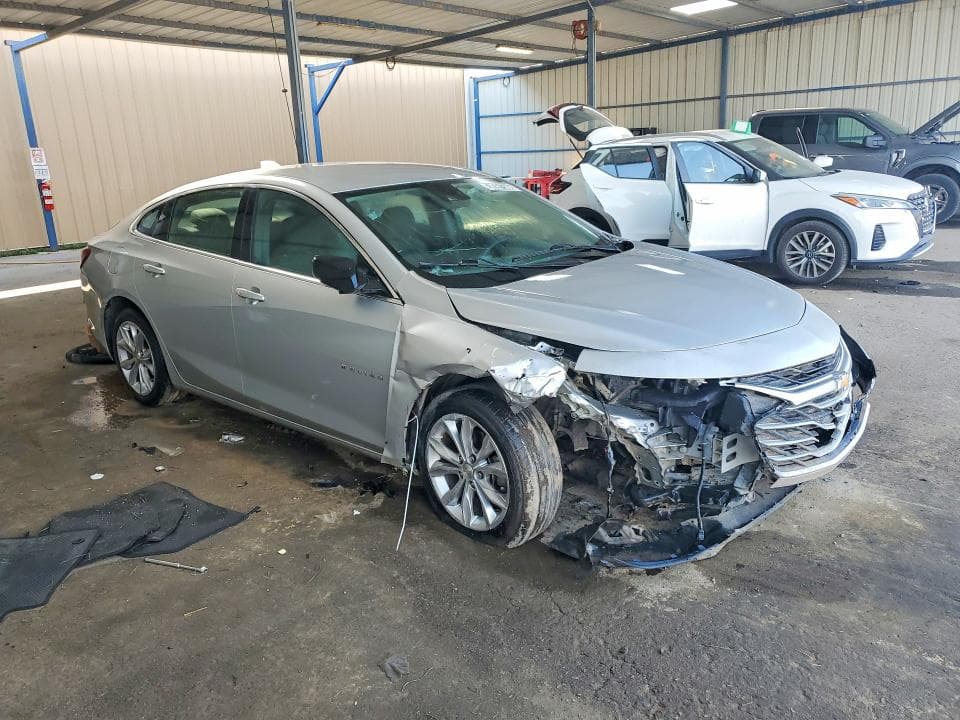 2022 CHEVROLET MALIBU LT 4