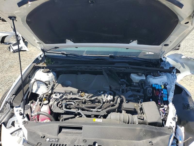 2025 TOYOTA CAMRY SE 11