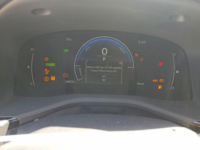 2025 TOYOTA CAMRY SE 9