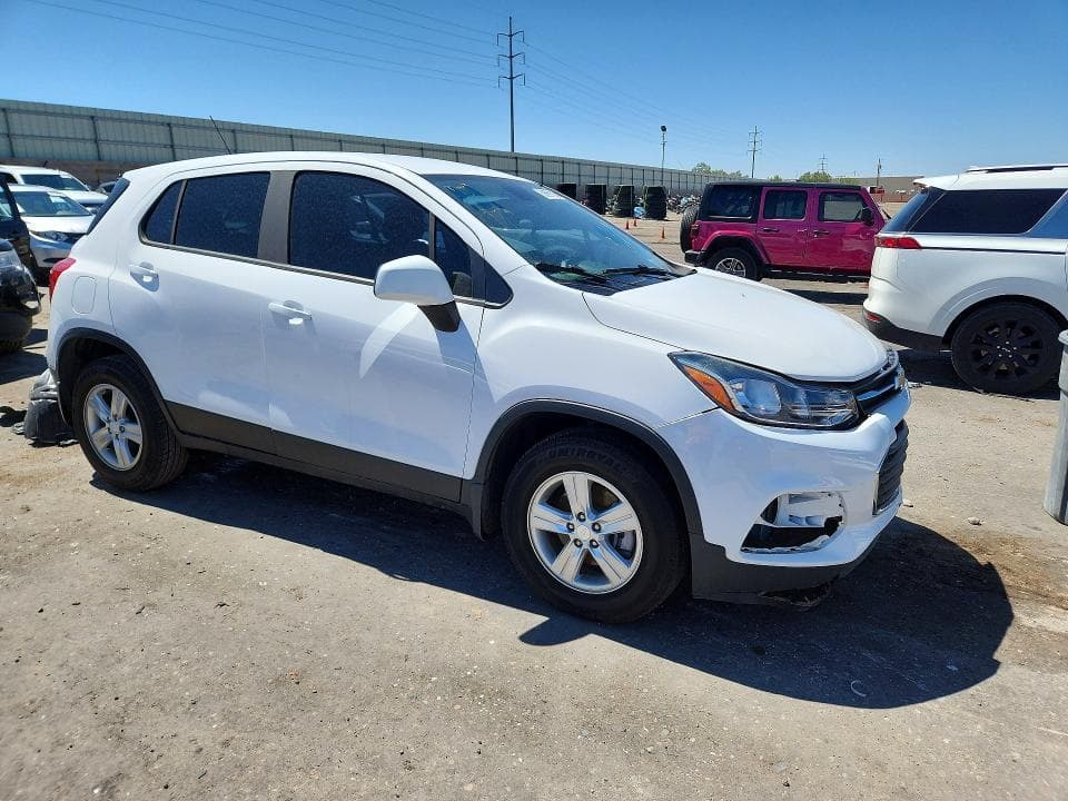 2019 CHEVROLET TRAX LS 4